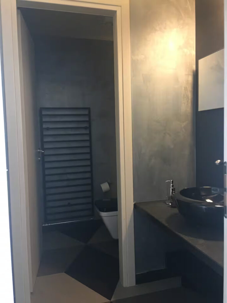 f0a8ac0e-f68e-4c32-9335-d91077c1b6a5